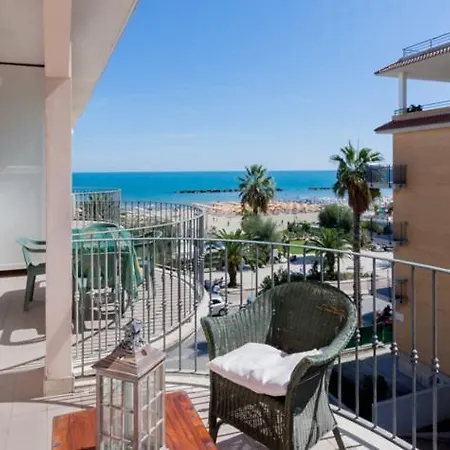 Il Lauro Hotel apartamentowy San Benedetto del Tronto