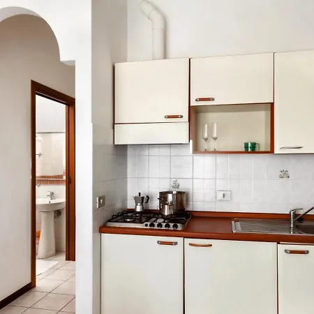 Hotel apartamentowy Il Lauro San Benedetto del Tronto