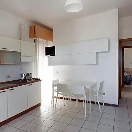 Aparthotel Il Lauro 4*