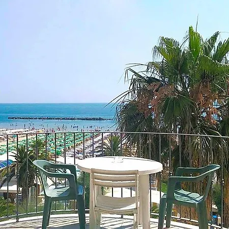 Il Lauro Aparthotel