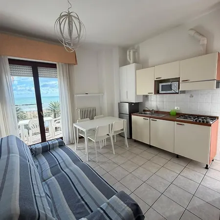 Il Lauro Apartahotel 4*