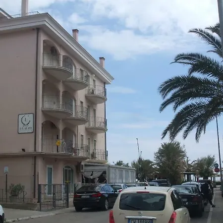 Il Lauro 4*